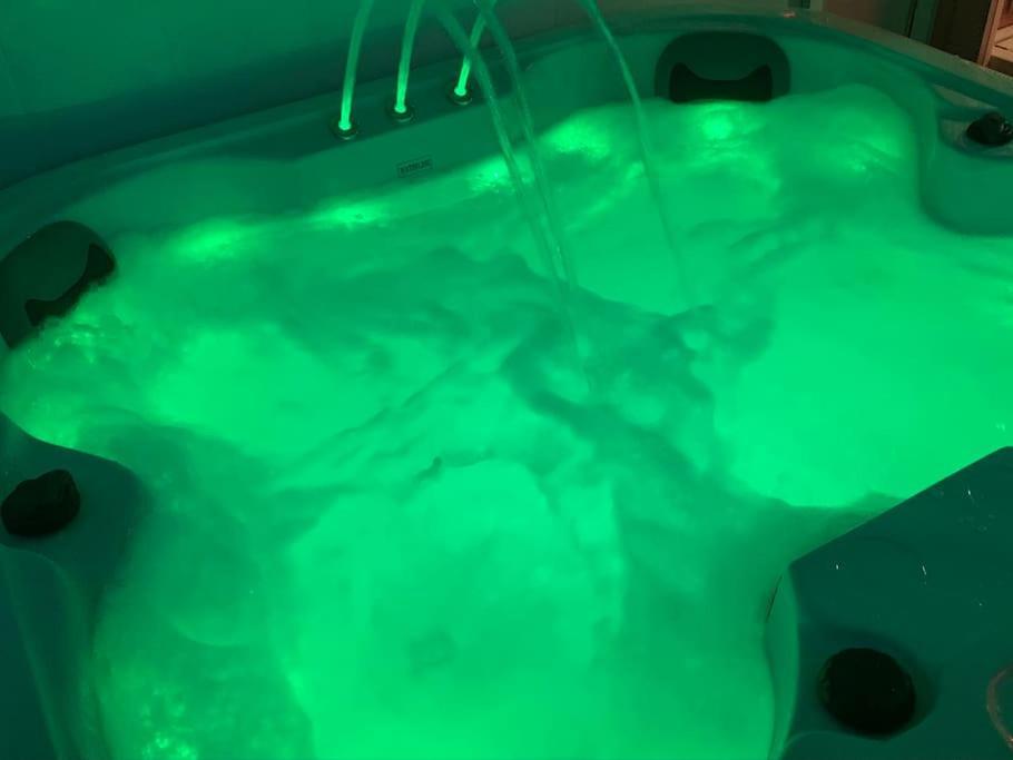 Perfect Couple Retreat To Unwind&Relax With Hottub Apartment Peacehaven ภายนอก รูปภาพ